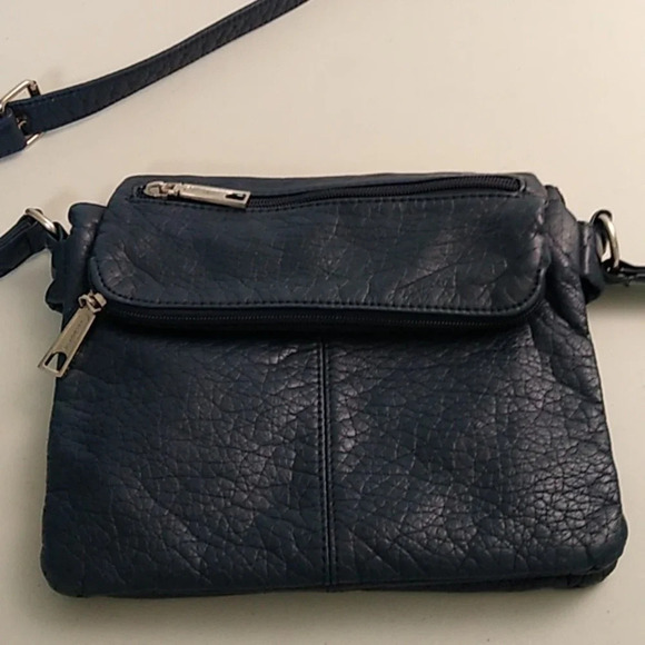 Liz Claiborne/Navy/Cross/body bag/5 Zipper Pocket/6 Open pockets/Silver hardware - Picture 2 of 15